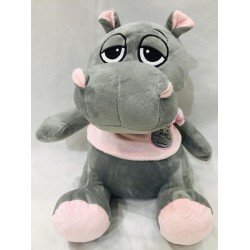 hipopótamo con remera